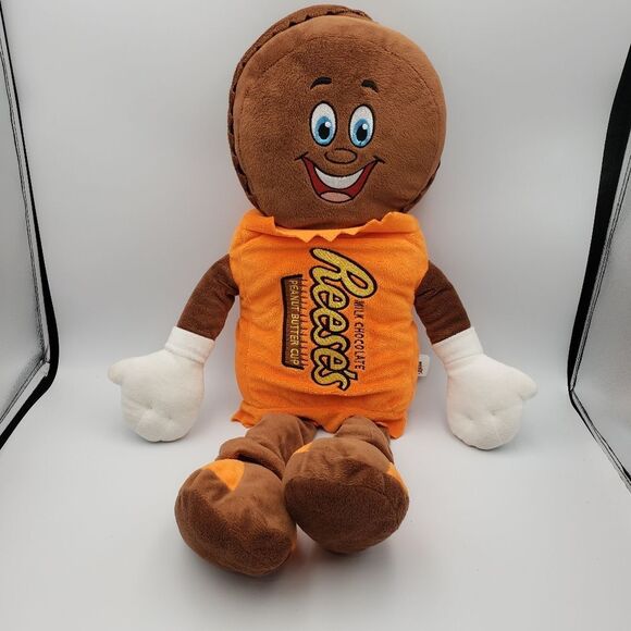 “Reese” Reece's Plush from Hershey Chocolate World - Picture 4 of 12